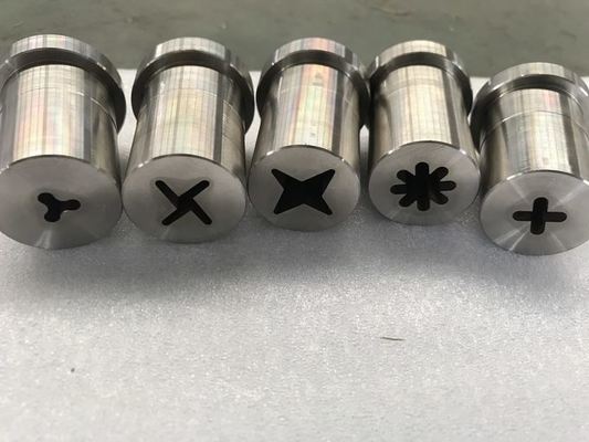 Жевания ЛЮБИМЦА/обслуживание/Семи влажные влажные машина/собака закуски любимца жуют штрангпресс